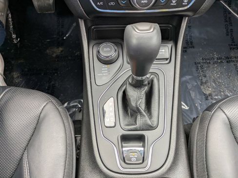 Used 2021 Jeep Cherokee High Altitude image 14