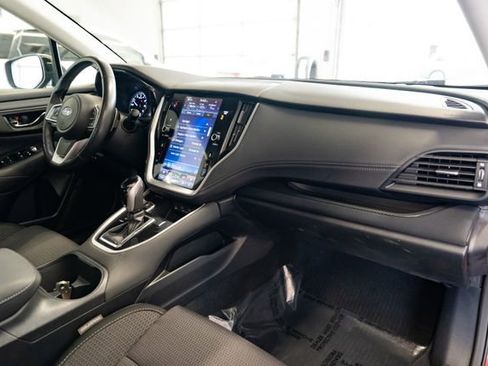 Used 2022 Subaru Outback Premium image 28