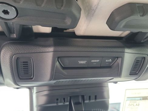 New 2025 Jeep Gladiator Sport image 26