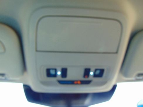 Used 2021 Ford Explorer Limited image 28