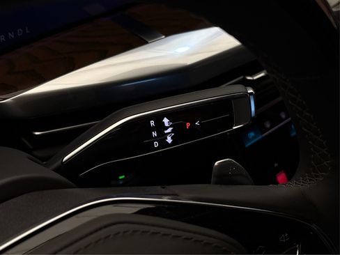 New 2025 Cadillac Escalade ESV Sport Platinum image 30