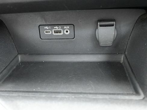 Used 2025 Nissan Altima 2.5 SV FWD image 38