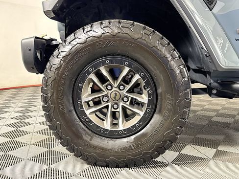 Used 2024 Jeep Wrangler Unlimited Rubicon 392 AWD/4WD image 31