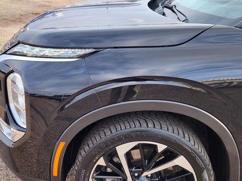 Used 2024 Mitsubishi Outlander SE image 6