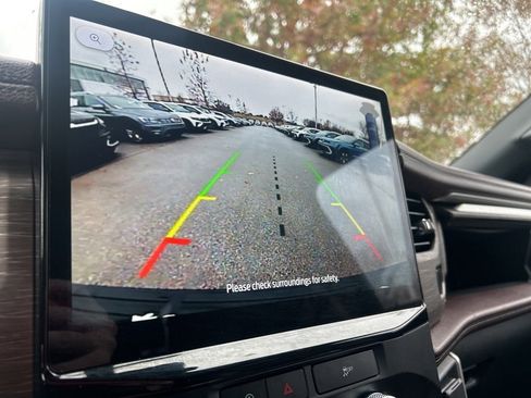 Used 2024 Ford Expedition Max Limited image 16