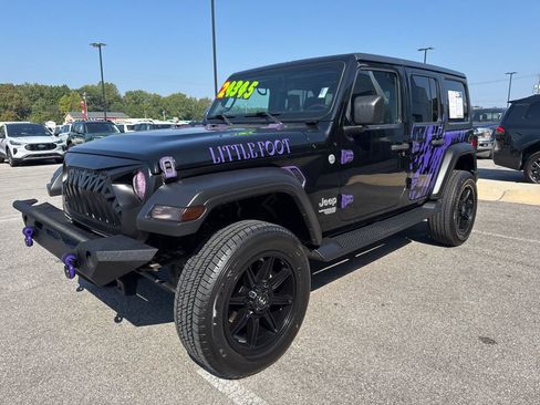 Used 2019 Jeep Wrangler Unlimited Sport S image 4