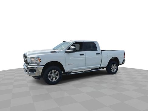 Used 2024 RAM 2500 Big Horn AWD/4WD image 4