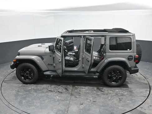 Used 2023 Jeep Wrangler Altitude image 56