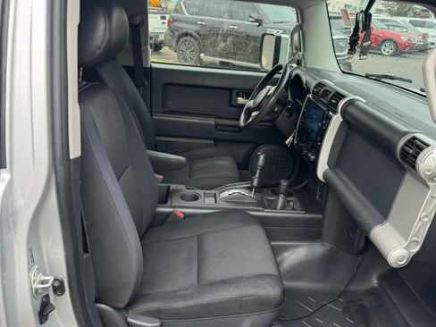 Used 2007 Toyota FJ Cruiser 4WD image 22