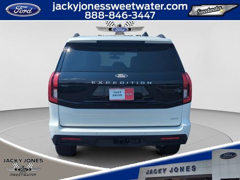New 2027 Ford Expedition Max Active RWD image 4