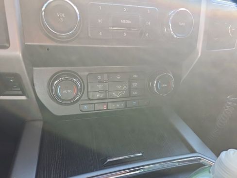 Used 2020 Ford F350 Lariat AWD/4WD image 14