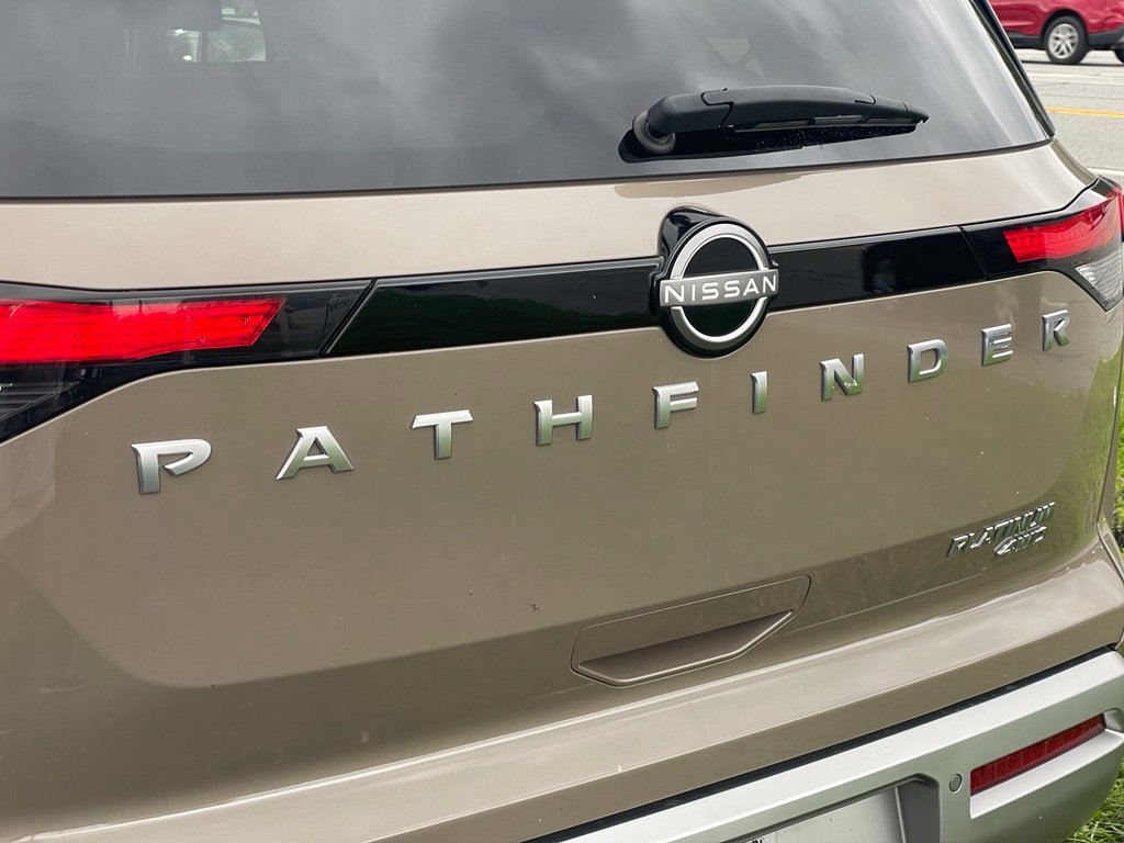 Certified 2024 Nissan Pathfinder Platinum AWD/4WD image 43