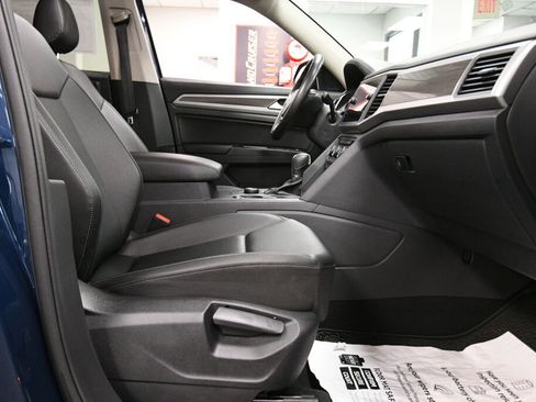 Used 2019 Volkswagen Atlas SE w/ Panoramic Sunroof Package image 29