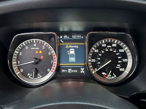Used 2019 Nissan Titan Platinum Reserve image 15