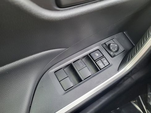 Used 2025 Toyota RAV4 LE FWD image 21