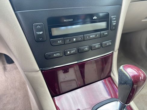 Used 2002 Lexus ES 330 image 22