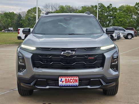 New 2026 Chevrolet Equinox RS FWD image 2