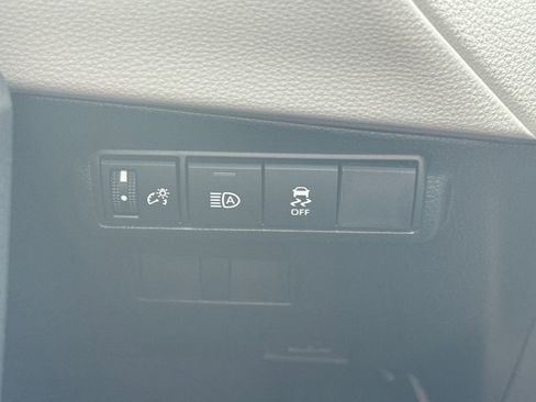 New 2026 Toyota Corolla Cross L image 33