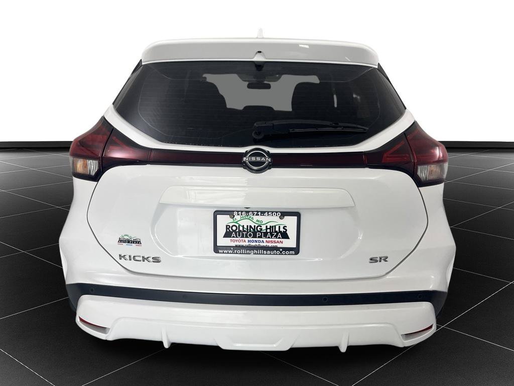 Used 2024 Nissan Kicks SR FWD image 4