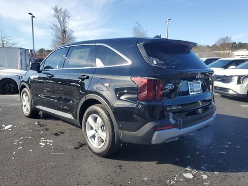 New 2026 Kia Sorento LX FWD image 5