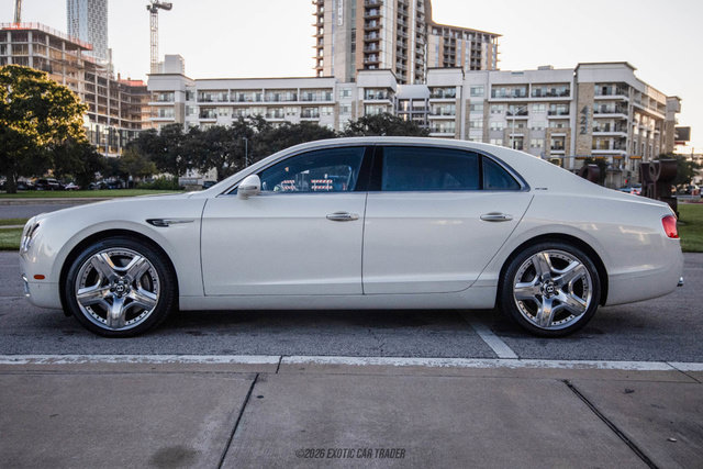 Used 2015 Bentley Flying Spur W12 AWD/4WD image 2