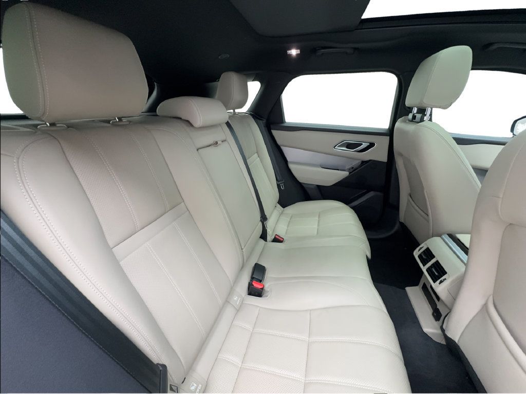 Used 2023 Land Rover Range Rover Velar R-Dynamic S AWD/4WD image 28