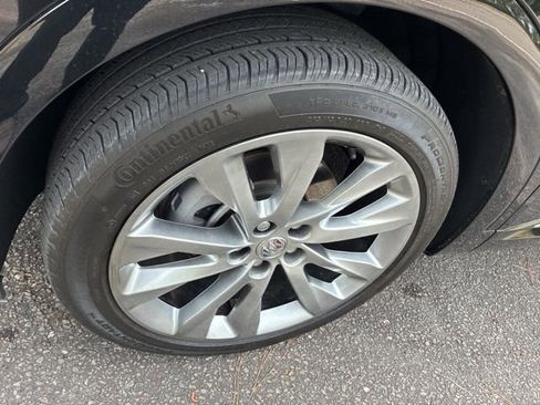 Used 2023 Buick Envision Avenir AWD/4WD image 11