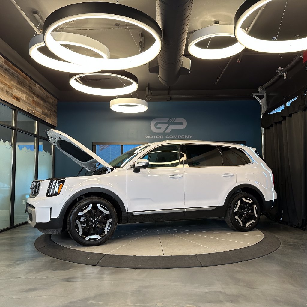 Used 2025 Kia Telluride S AWD/4WD image 26