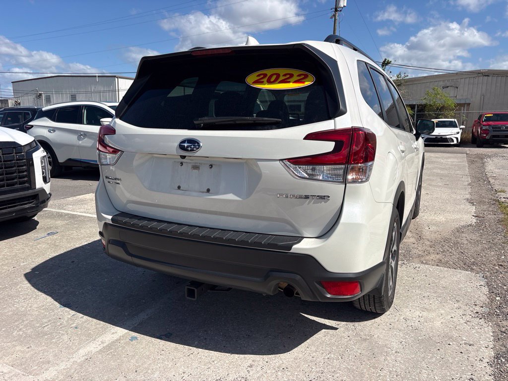 Used 2022 Subaru Forester Premium AWD/4WD image 3