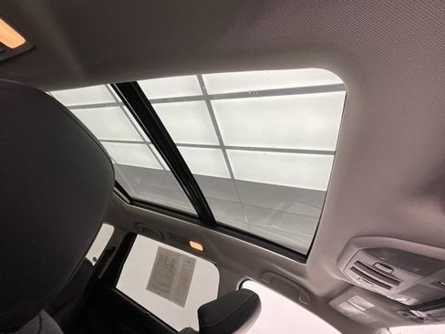 Used 2019 Subaru Ascent Limited image 7