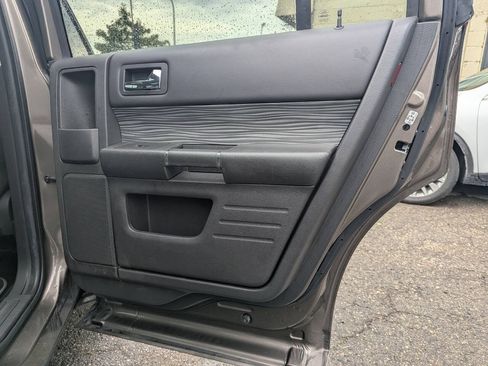 Used 2019 Ford Flex SEL w/ Equipment Group 202A AWD/4WD image 18