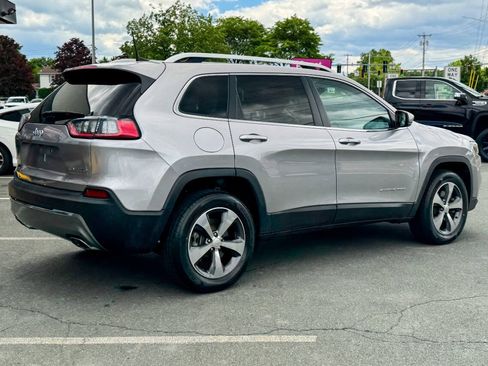 Used 2019 Jeep Cherokee Limited AWD/4WD image 4