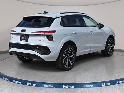 New 2026 Audi Q3 quattro 2.0T AWD/4WD image 5