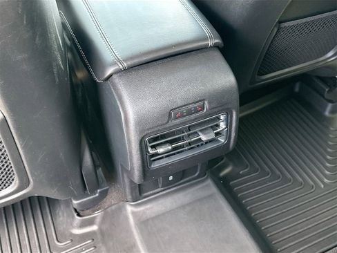 Used 2021 Lincoln Corsair AWD w/ Premium Package image 26