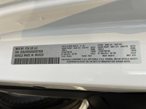 Used 2025 RAM ProMaster 2500 image 37