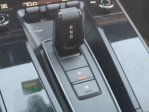 Used 2021 Porsche 911 Carrera 4S image 23