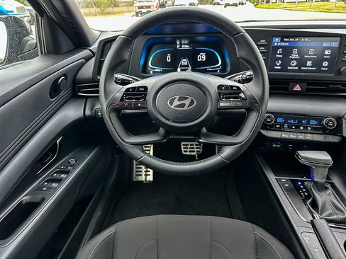 Used 2025 Hyundai Elantra Sport w/ Cargo Package FWD image 21