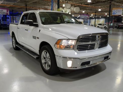 Used 2017 RAM 1500 Big Horn AWD/4WD image 5