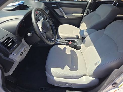 Used 2014 Subaru Forester 2.5i Touring w/ Protection Package #2 AWD/4WD image 10