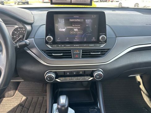 Used 2024 Nissan Altima 2.5 SR image 27