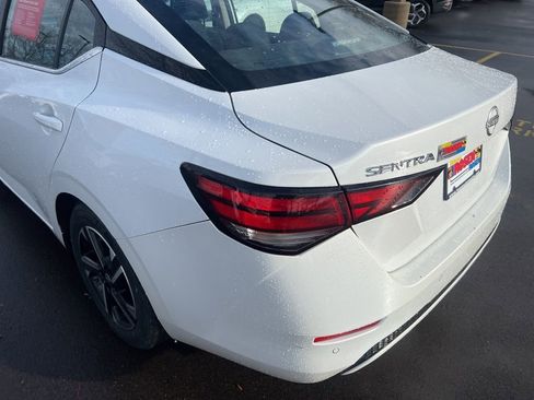 Certified 2024 Nissan Sentra SV image 32