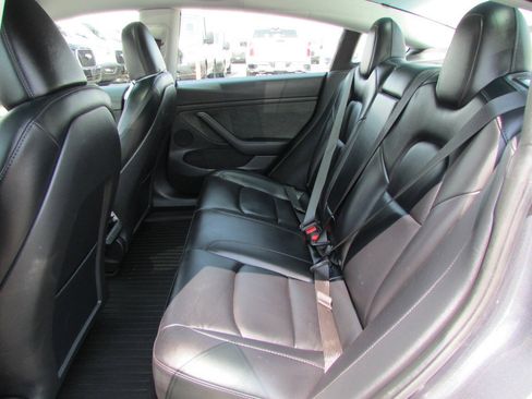 Used 2023 Tesla Model 3 Standard Range RWD image 25