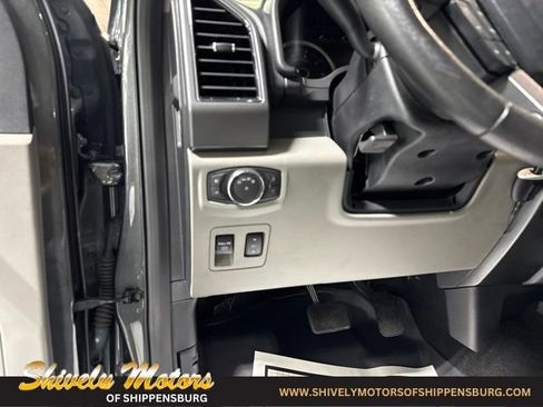 Used 2019 Ford F150 XLT w/ Equipment Group 302A Luxury AWD/4WD image 18