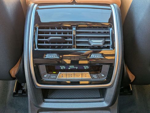 New 2027 BMW X7 xDrive40i w/ Executive Package AWD/4WD image 32