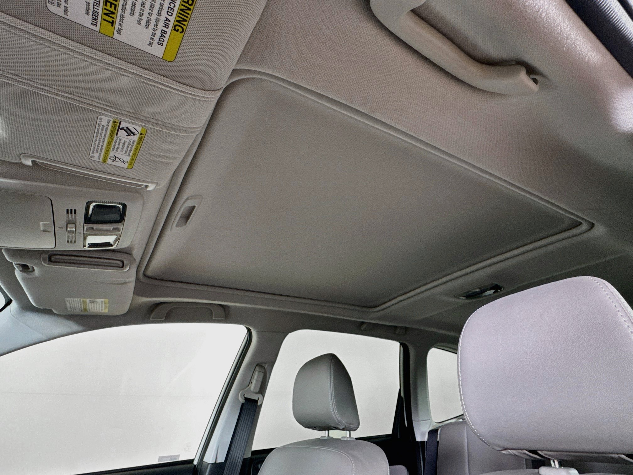 Used 2015 Subaru Forester 2.5i Touring AWD/4WD image 21