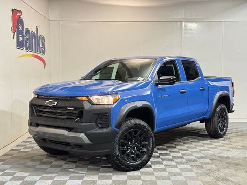New 2026 Chevrolet Colorado Trail Boss AWD/4WD image 2