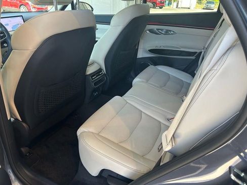 Used 2026 Genesis GV70 2.5T image 9