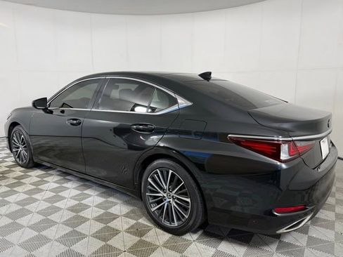 Used 2022 Lexus ES 350 w/ Premium Package FWD image 4
