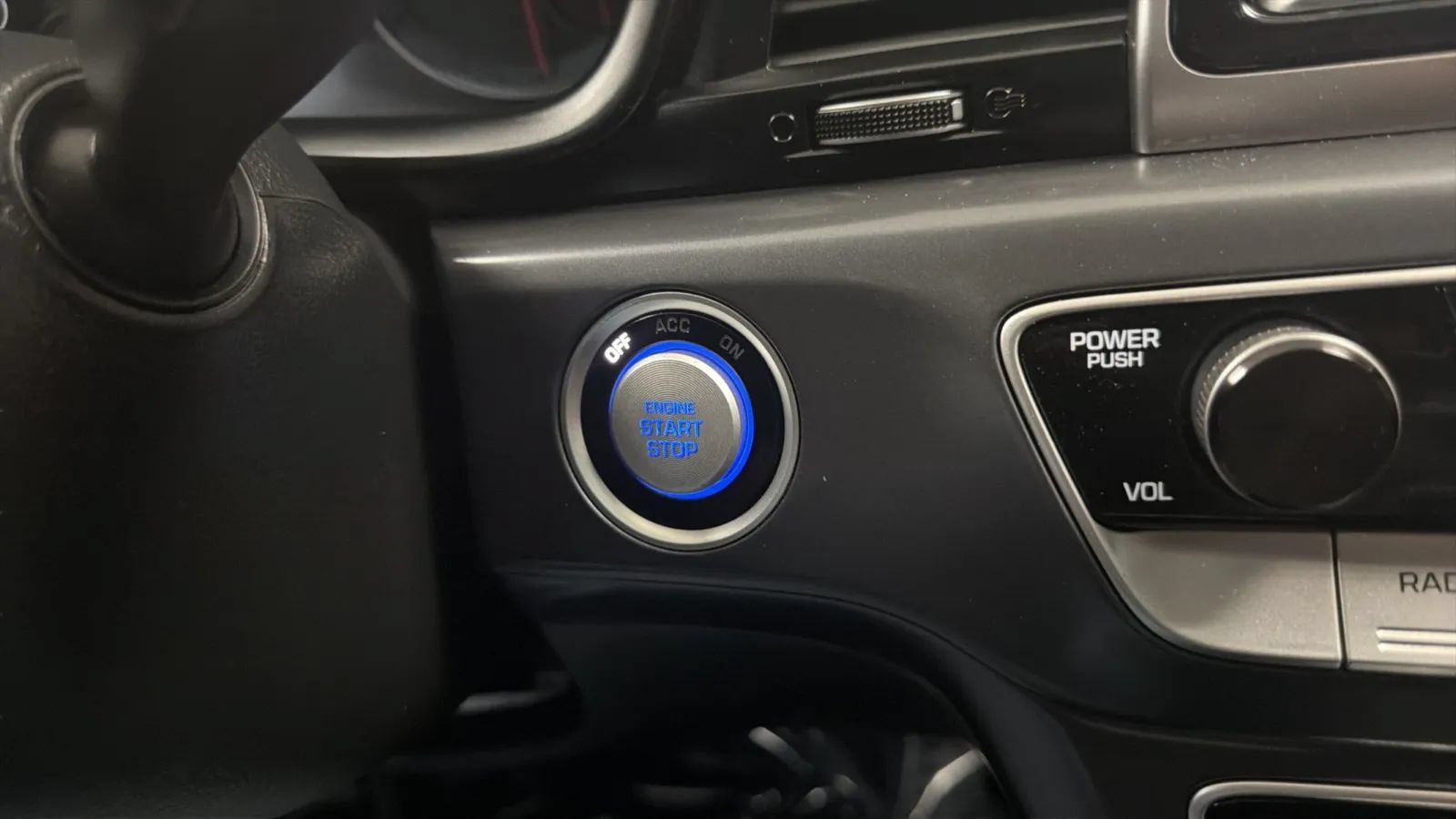 Used 2018 Hyundai Sonata Limited FWD image 16