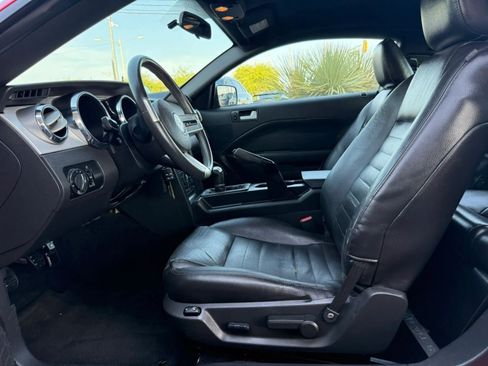 Used 2005 Ford Mustang GT Premium RWD image 32